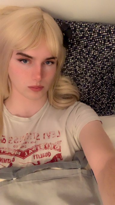 Thanks for 1000 followers 🙈🥰 https://t.co/M717ohL6aB<a href="/tag/femboy"class="tags"><span>#femboy</span></a><a href="/tag/onlyfans"class="tags"><span>#onlyfans</span></a><a href="/tag/uwu"class="tags"><span>#uwu</span></a>