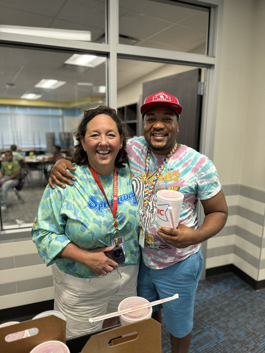 walker_kathi's tweet photo. Last day of math summer learning calls for teacher treats!  Big smiles when you ask our awesome crew to text their Sonic order.  Happy summer!!!! @OLE_Leopards https://t.co/B2q7gwVo3e