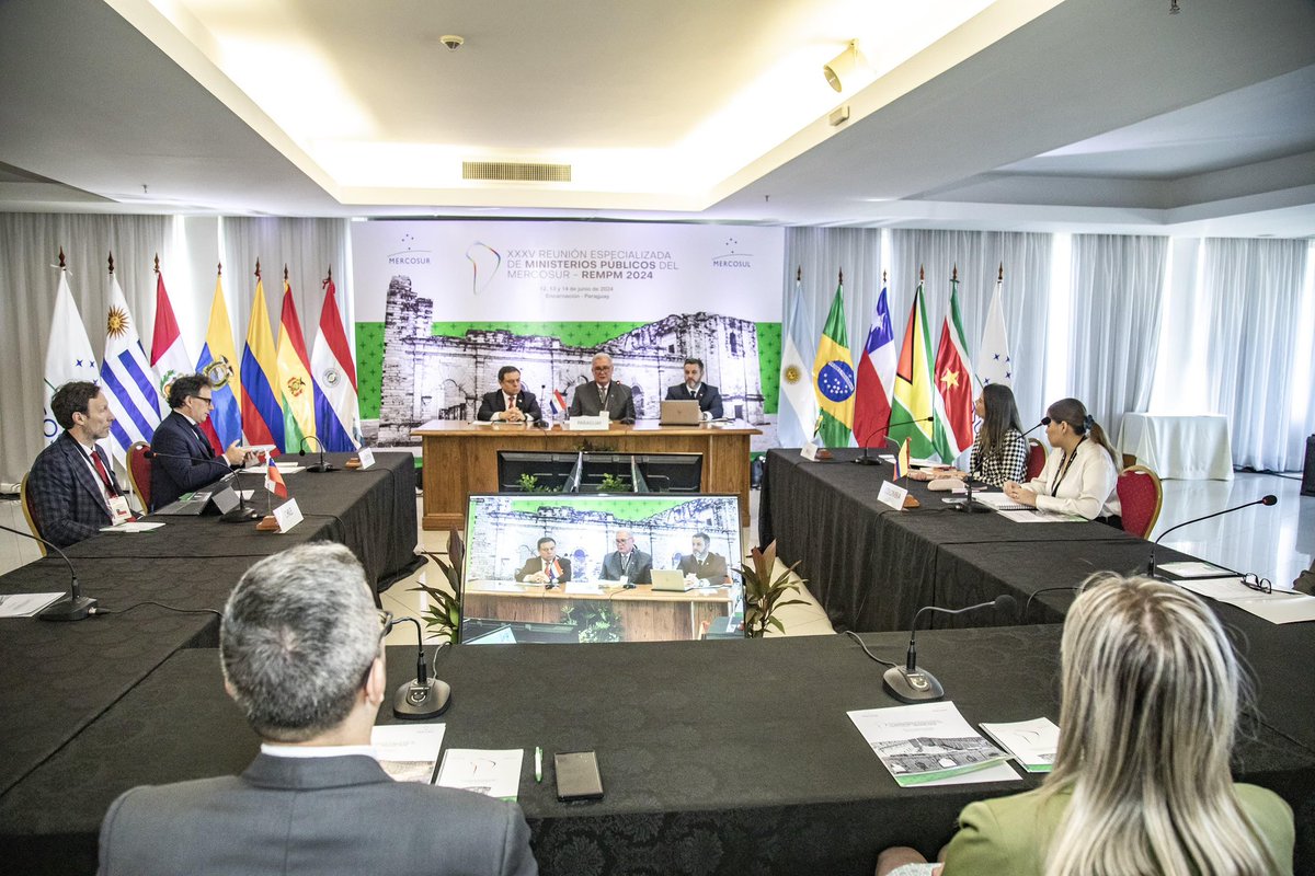 REMPM_Oficial's tweet photo. AYER‼️ se dio inicio a la Reunión de la Comisión Técnica de la XXXV #REMPM con la presencia de los delegados de las Unidades de Cooperación de los Ministerios Públicos del Mercosur, cuyo eje central es la lucha contra las Finanzas del Crimen. https://t.co/5ERlYhe8IP