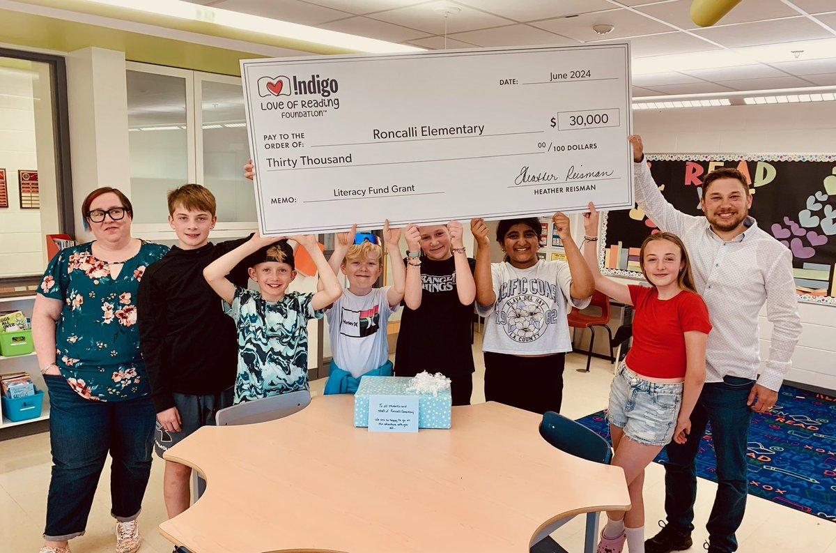 Lori Murray tweet media