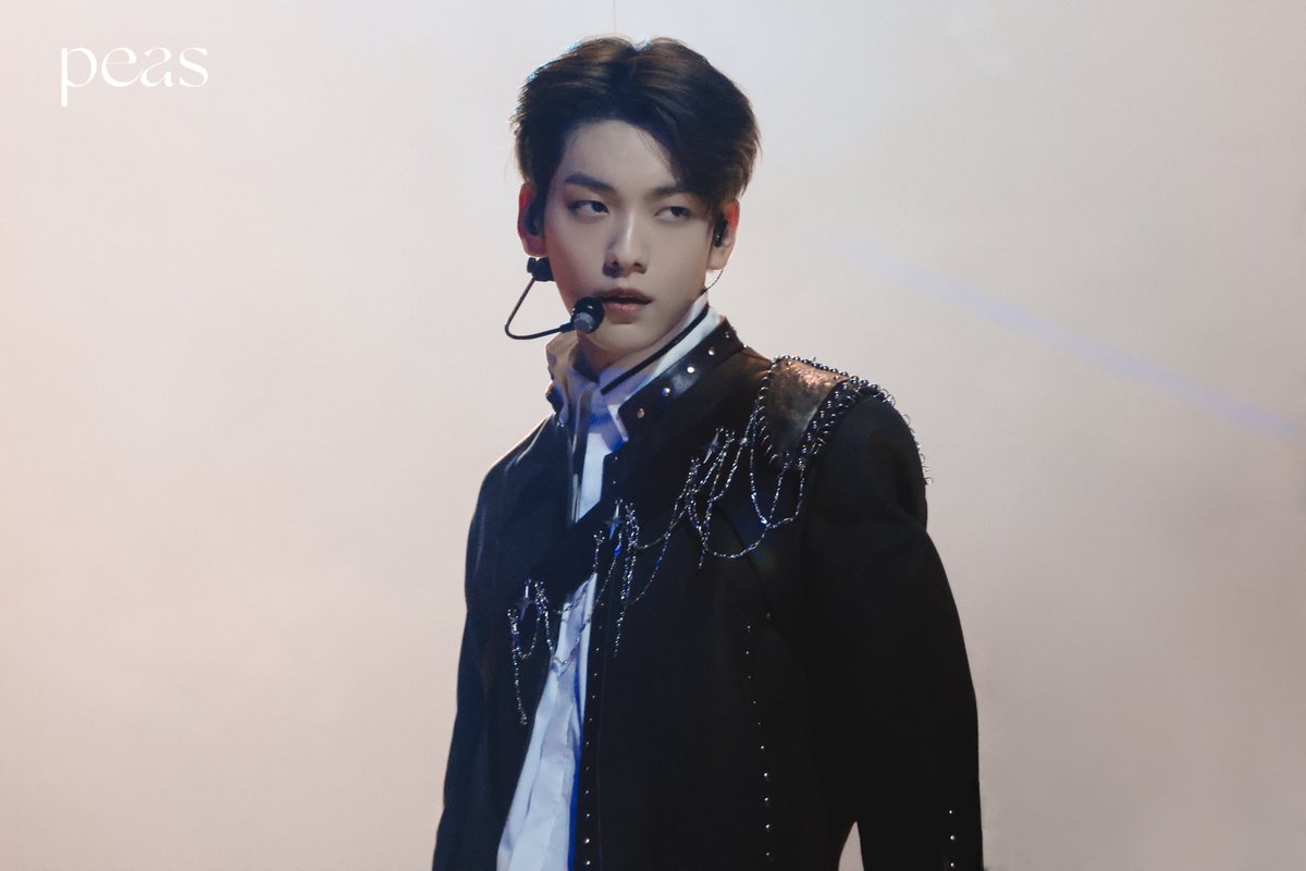 peassssssbg's tweet photo. My Knight

#SOOBIN  #수빈  #スビン
#TOMORROW_X_TOGETHER #TXT https://t.co/E5wsv50LgT