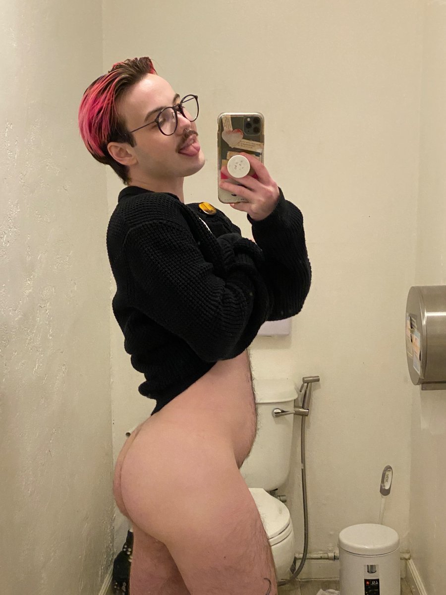 princeambrosexx's tweet photo. Happy Boy Pussy &amp; Tdick Thursday  😋 https://t.co/jGubuaJXL3