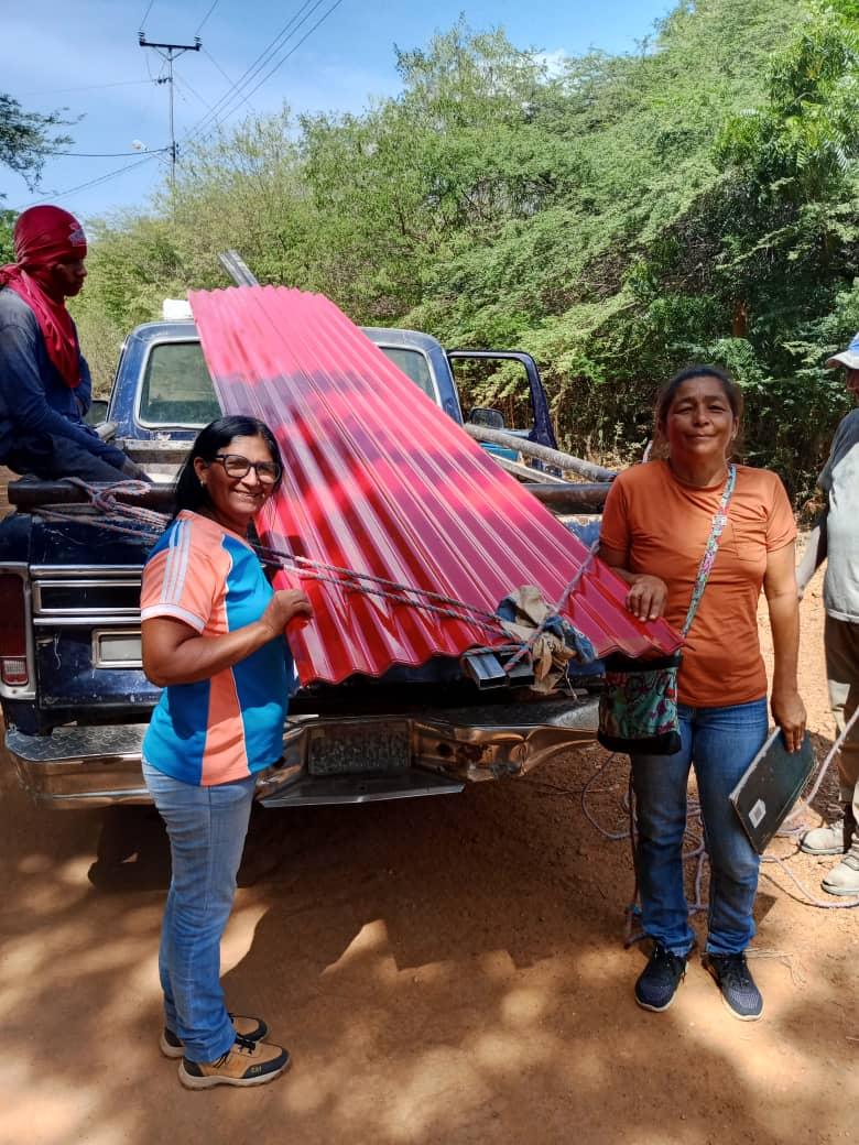 #13Jun  🇻🇪 📢 ¡ETIQUETA DEL DÍA! ▶️
#VenezuelaPotencia
#Comunicadorclapactivo
Comuna Juan Jacinto Lara a través del CC Ramón S López comienza la ejecución del proyecto de rehabilitación de vivienda.  Gracias Presidente Nicolás Maduro, Adolfo Pereira. 
Nosotros veremos🇻🇪🇻🇪🇻🇪🇻🇪