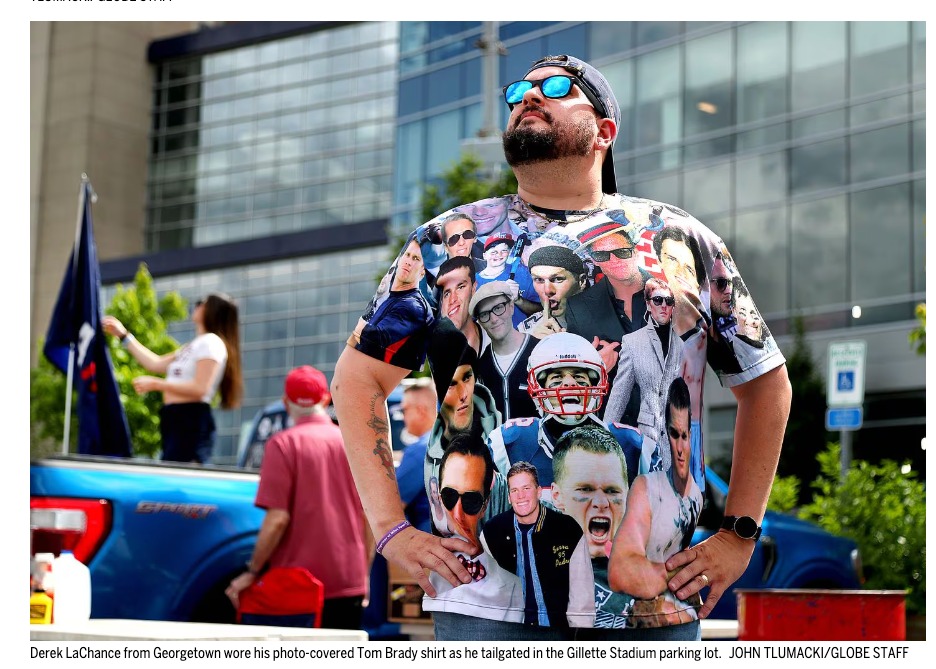 Lastchanced18's tweet photo. @BostonGlobe thank you for the shout out! Thank you for everything you have done @TomBrady!! @Patriots https://t.co/SumM9ot0Dn