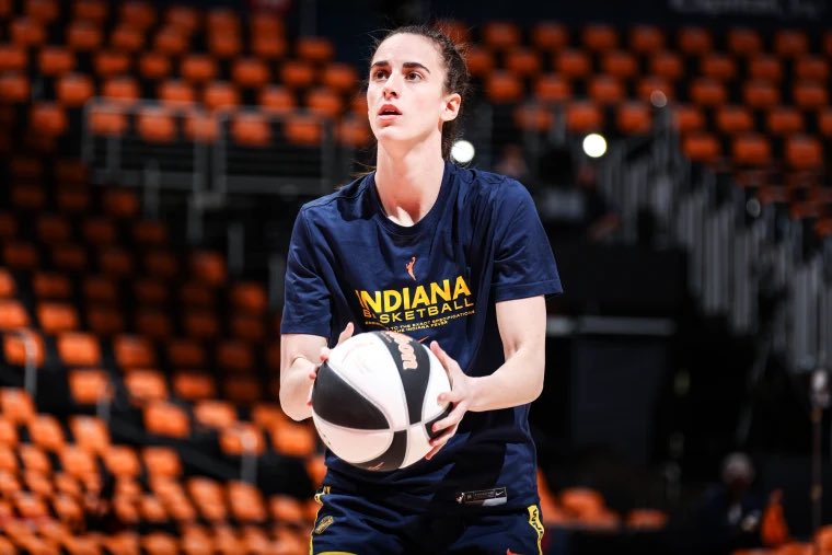 caitlinmusee's tweet photo. caitlin clark tonight

7 points 
6 assists
4 rebounds 
2 blocks 
and the W.

thoughts ?? https://t.co/8r6TjBkG5m
