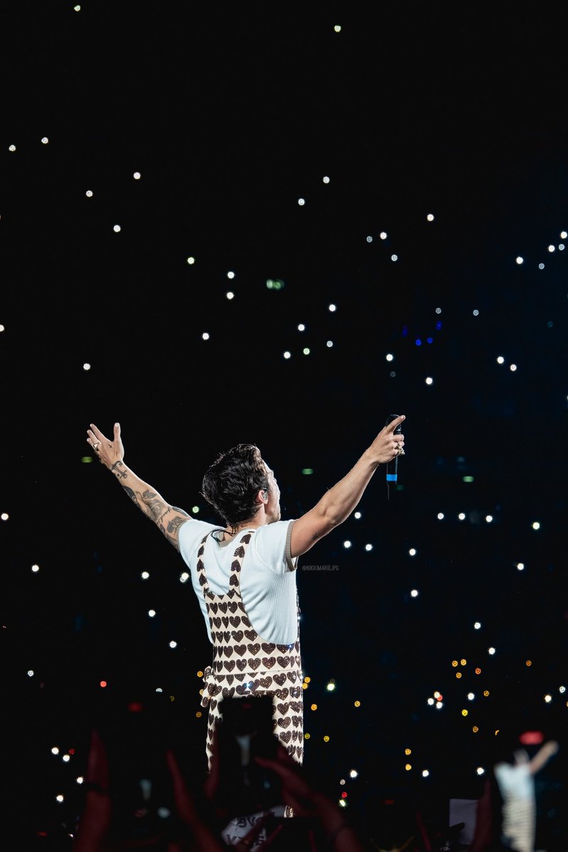 Happy 1 year of Wembley ✨

Harry Styles || Love On Tour London N1
📸 <a href="/nikkimarieJPG/">Nikki Marie</a> 
(Credit if reposted)