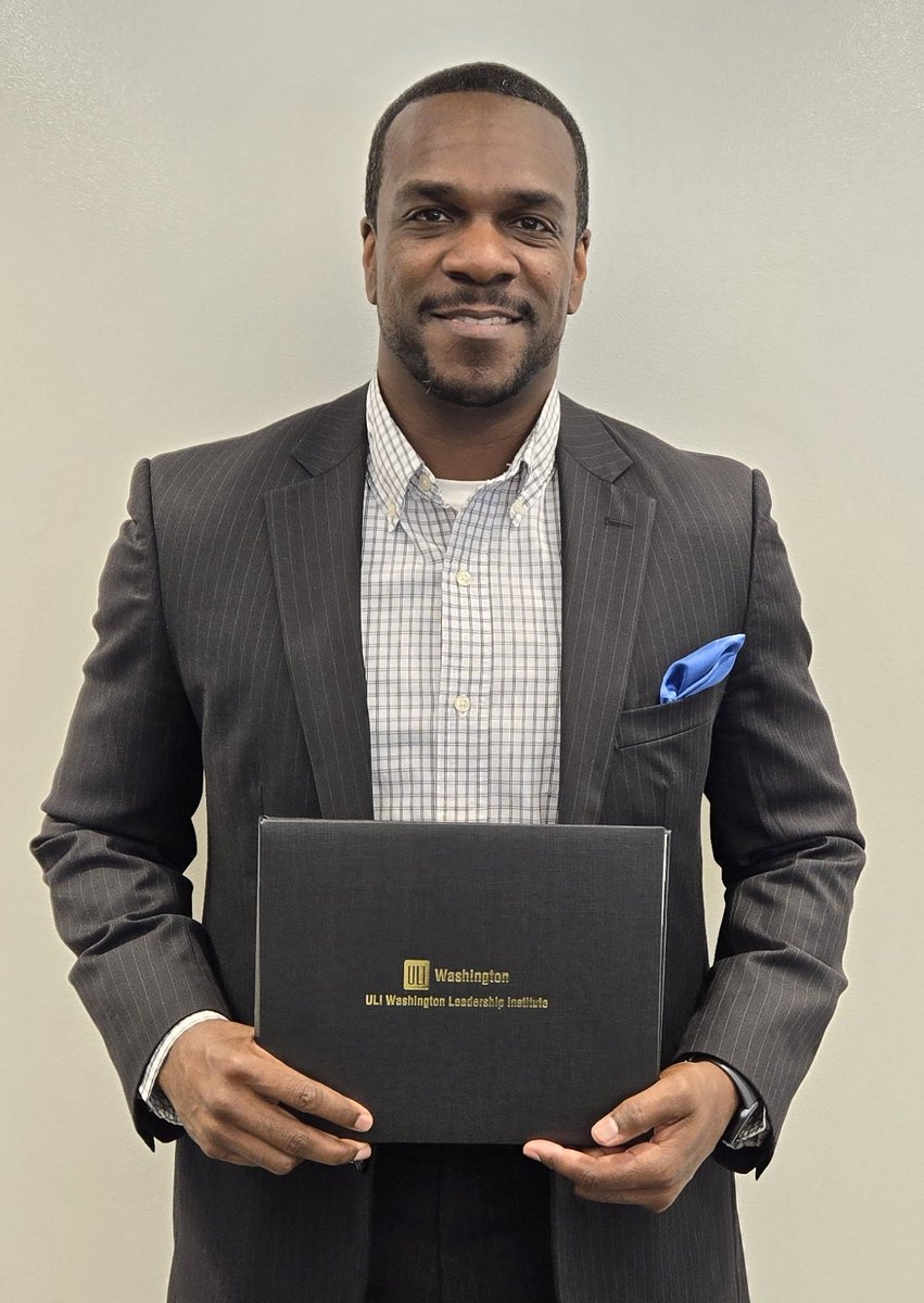 Graduation Day! 🎓 
Spent the last 9 months in ULI Washington's Leadership Institute program for construction, development, and planning professionals throughout the #DMV