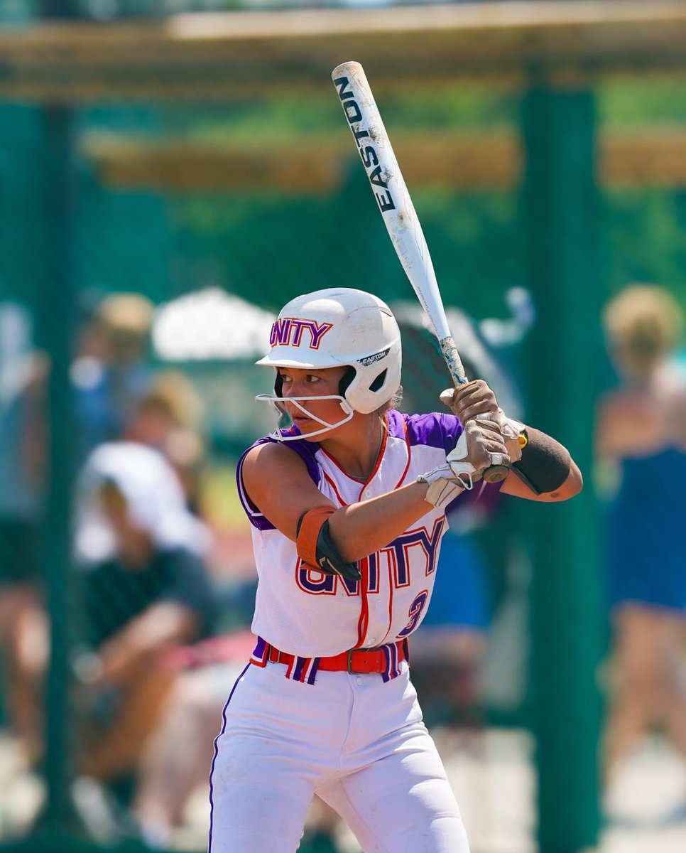 shyla_eppert's tweet photo. So excited to receive some photographs taken by @photobyjj31 at @flpgfmedia Show Me the Money! Hit this guy up! He captures it!! Thank you!
@UnityLuke2627 @SBRRetweets @CoastRecruits @LegacyLegendsS1 @TopPreps @SunilSunderRaj3 @SoftballDown @DirectRecruits @bowey23 @SoftballDown https://t.co/mSaxbCP59G