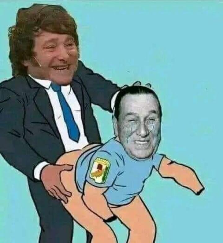 ZDanycrack10's tweet photo. PERDÓN.! Lo ví en Face y no me aguante ...! 🤣🤣🤣, @osvaldobazan , @SergioChouza , @C5N , @AmericaTV , @caidodelcatre2 , @camposmar88 No se sienten unos pelotudos tus senadores votando POSITIVO.? https://t.co/mHtWHdjvxt