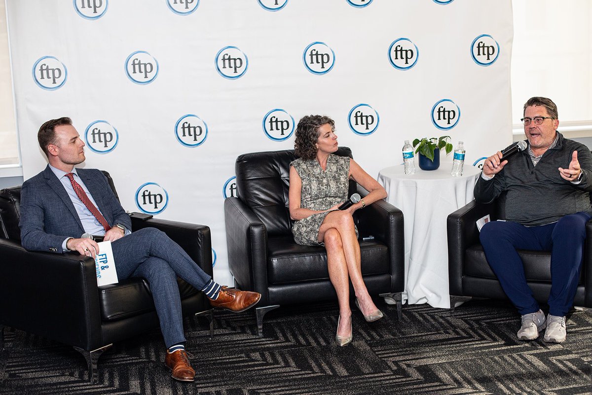 chansejones's tweet photo. Full circle moment interviewing @mollyesque and @ForbesJeffrey at tonight’s FTP &amp; Friends event! Interesting insights and great conversation! https://t.co/8z0FntXs40