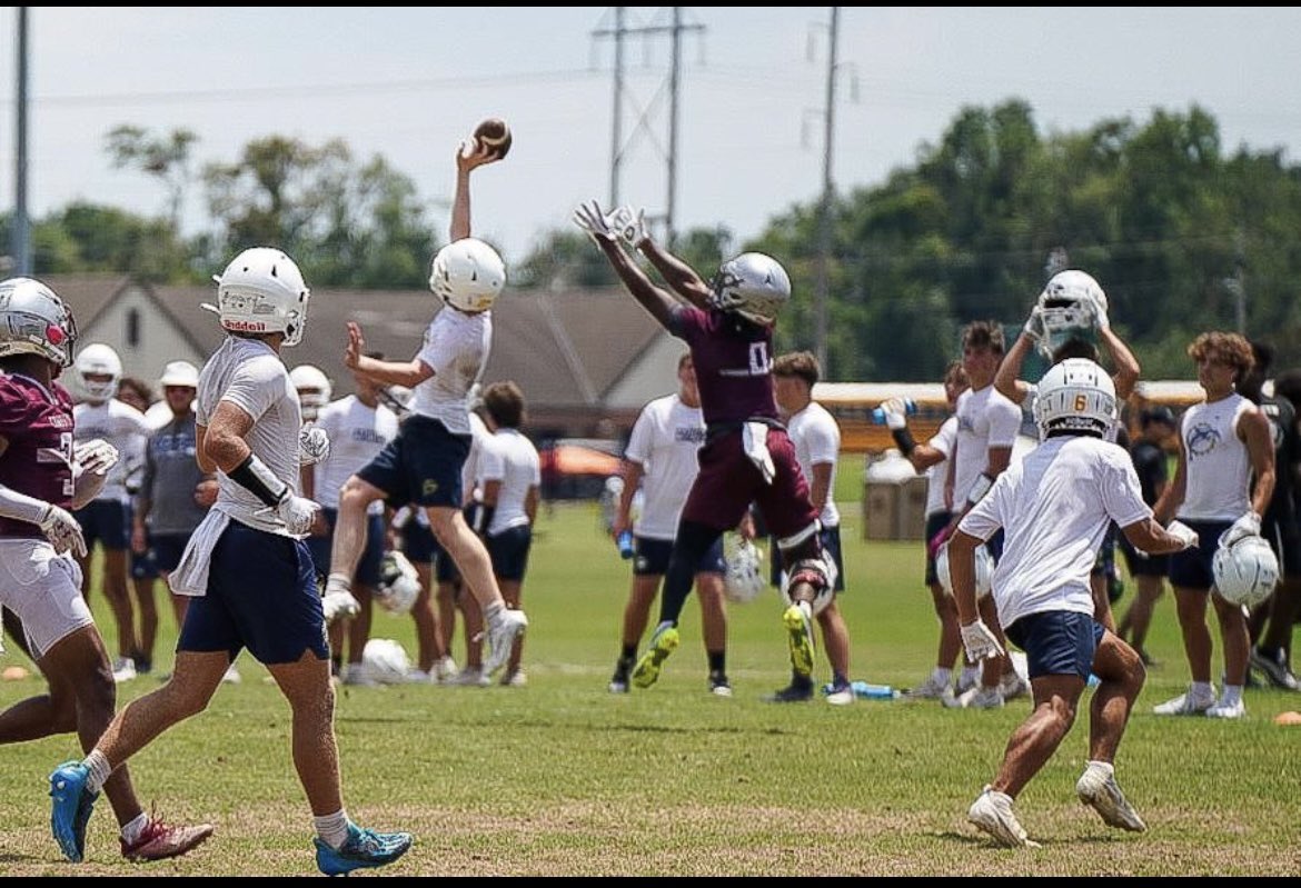 coachstomps's tweet photo. GB Dolphins were 1 of 38 teams playing in the FSU 7-7 tourn. GB finished 3-1 pool play &amp; earned #11 tourn. seed. 

G1- GB beat Madison County. G2- GB beat Charlton County. Elite 8- GB lost to Vero Beach. Next up, Fri 6/28 at Jacksonville Jaguars 7-7 tourn.  Phins Up! https://t.co/MMkT4HoOzL