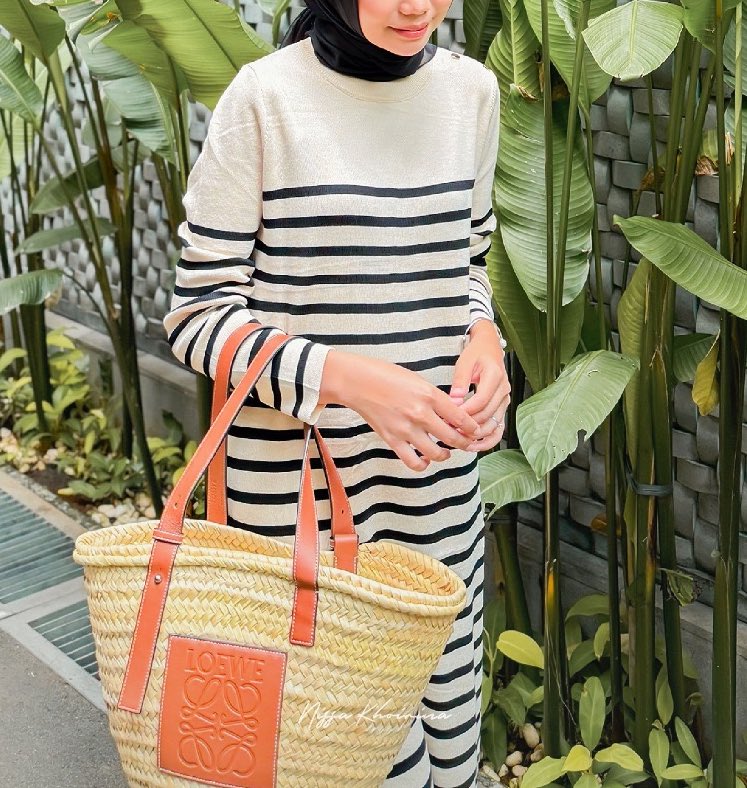 shopwithdiyan's tweet photo. Found the perfect lazy day outfit for yall, this striped knitted dress. Okay I need one🩷 https://t.co/OBBZkI9HHQ