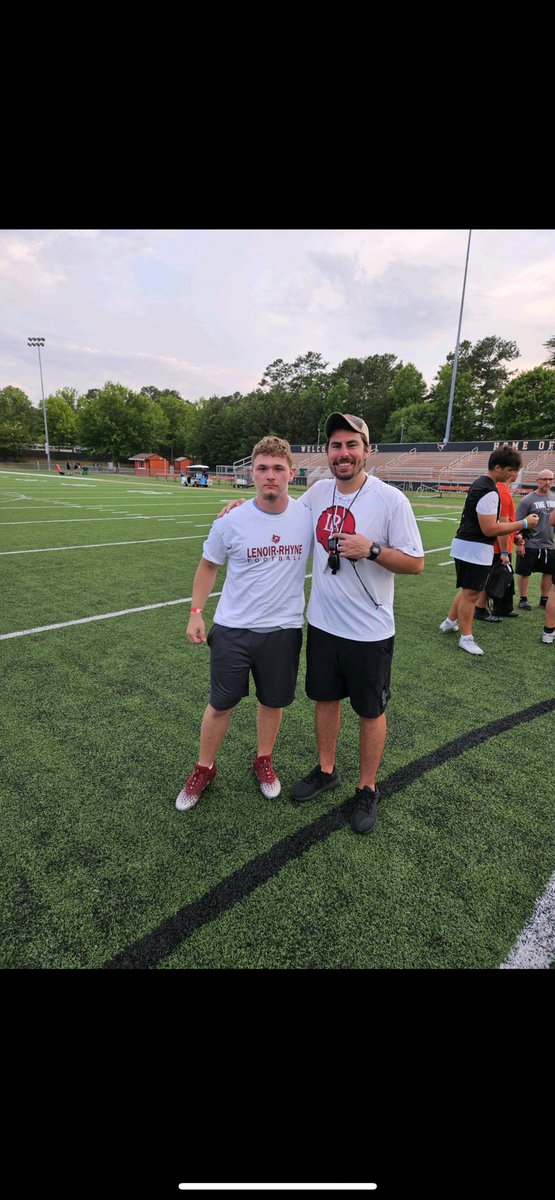 Logan28Parmer's tweet photo. Enjoyed competing at the Lenoir-Rhyne prospect camp.
@NickVagoneLR @HeardBraves @NwGaFootball @jtylernapier @RecruitGeorgia https://t.co/dYnKdI8ZMl