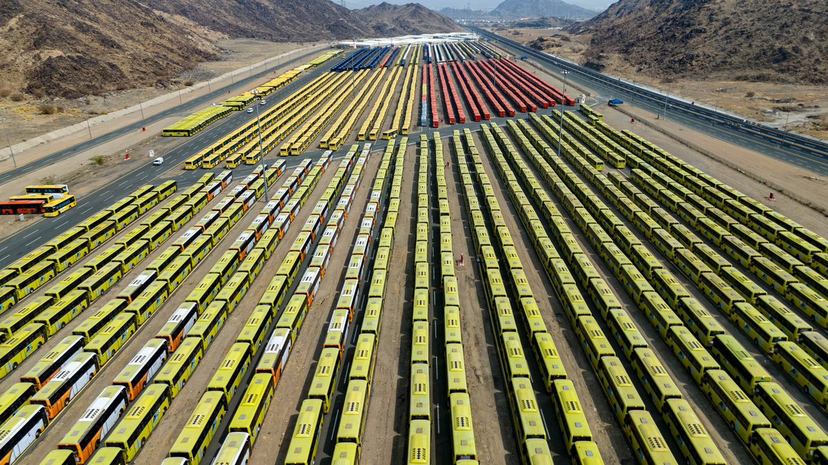 Colour Co-Ordination of Busses ready to transport Hujjaj throughout the 5 days