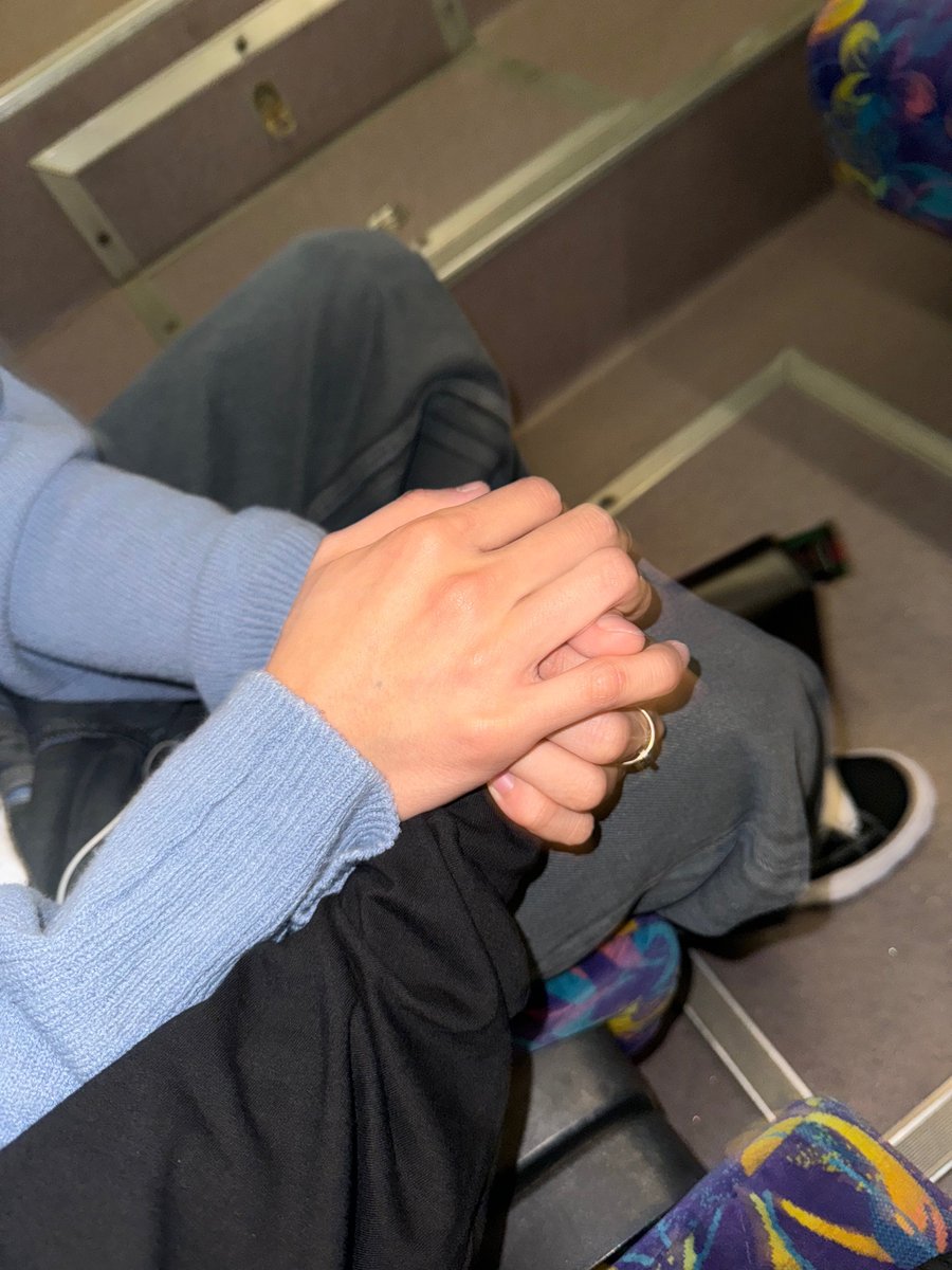 zotangg's tweet photo. 이것뭐예요?ㅡ....제발 https://t.co/qkFjpWDFa7