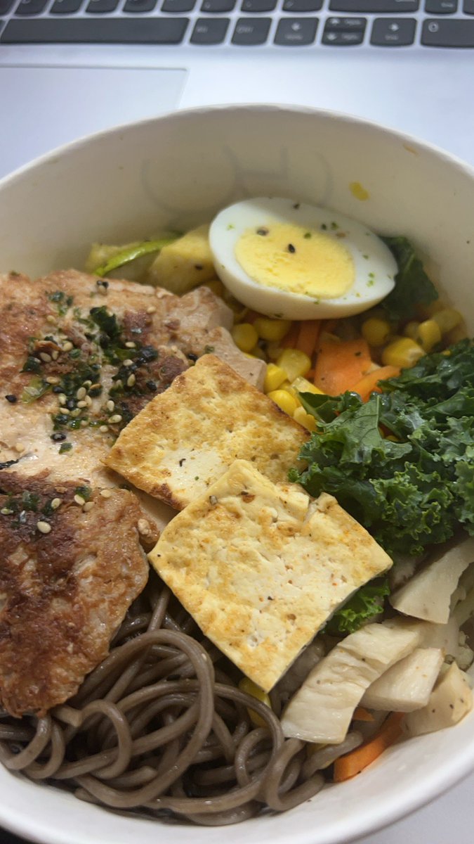 Master_CJ2's tweet photo. 🥬🥚🍗 https://t.co/PzSCclhOfy