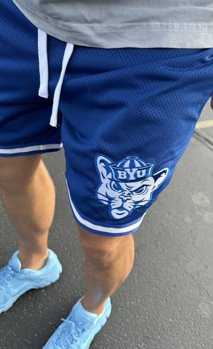 royalarmybrand's tweet photo. Who’s ready?? 🥶🥶🥶
#byu #gocougs https://t.co/f1npY9GhAM