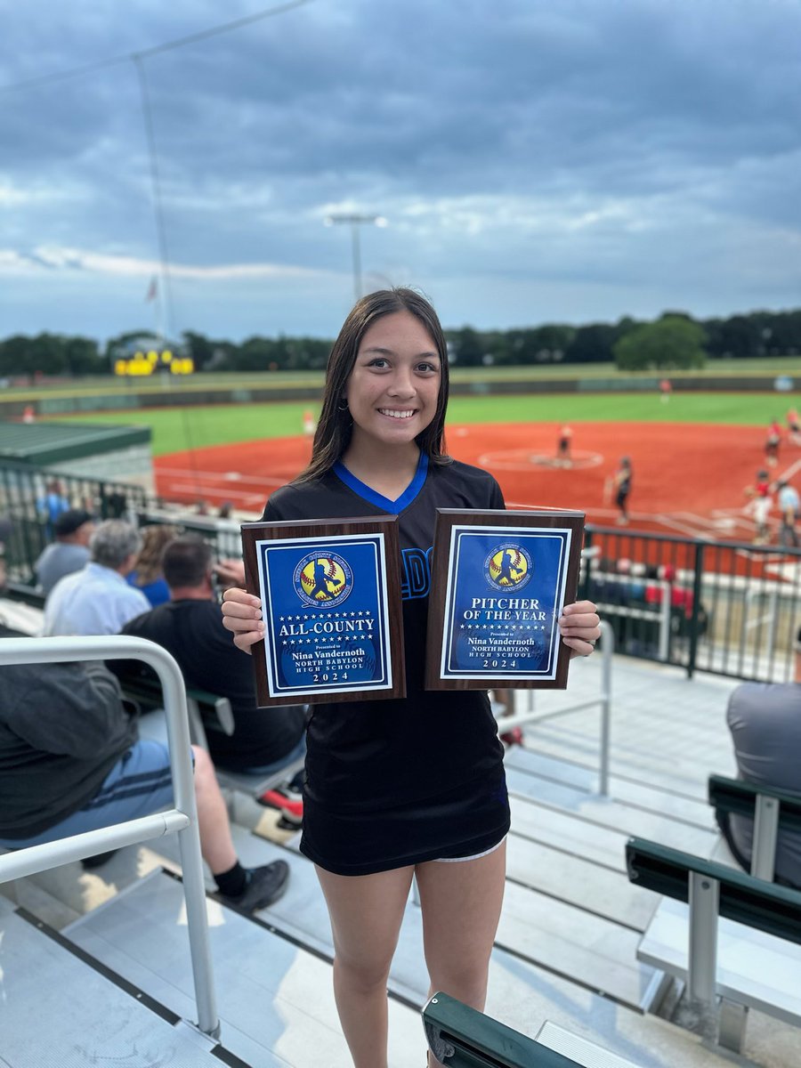 nvandernoth2028's tweet photo. What an incredible way to end my 8th grade year playing varsity softball. I was blessed to win All Suffolk County and League 2 Pitcher Of the Year. Although we fell short 1-0 in the county championship game, I played with great teammates and had great coaches. Thank you all! https://t.co/TZwnhRTlOv