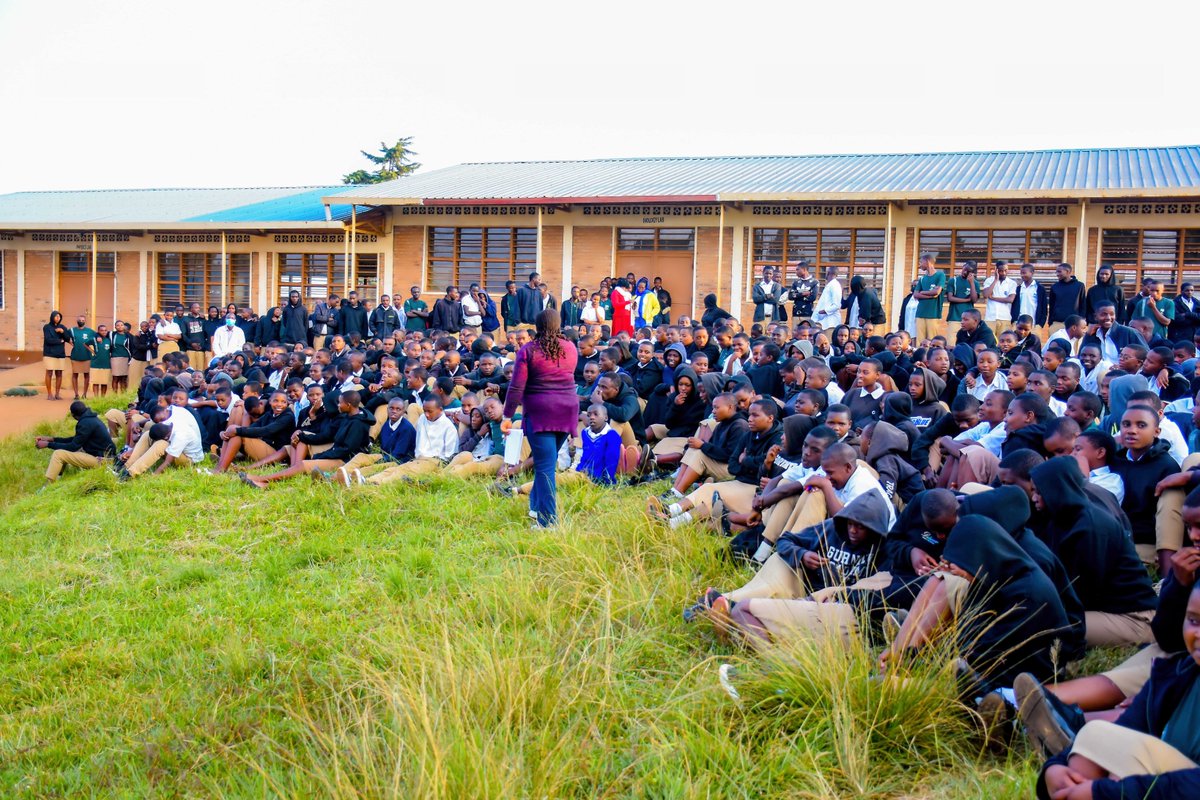 EByumba's tweet photo. “Let us stand together and live longer, free from depression and trauma” 
GS APAPEDUC(@BureraDistrict)students in Psycho-education session through Sociotherapy approach implemented by EAR Byumba Diocese  #MvuraNkuvure
#ConnectForPeace
#AdolcentMentalHealth https://t.co/MFYtoa1Zi5