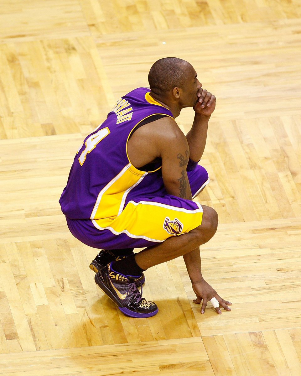 SLAMKicks's tweet photo. Welcome back to the promised land. https://t.co/wma1szs5Vf