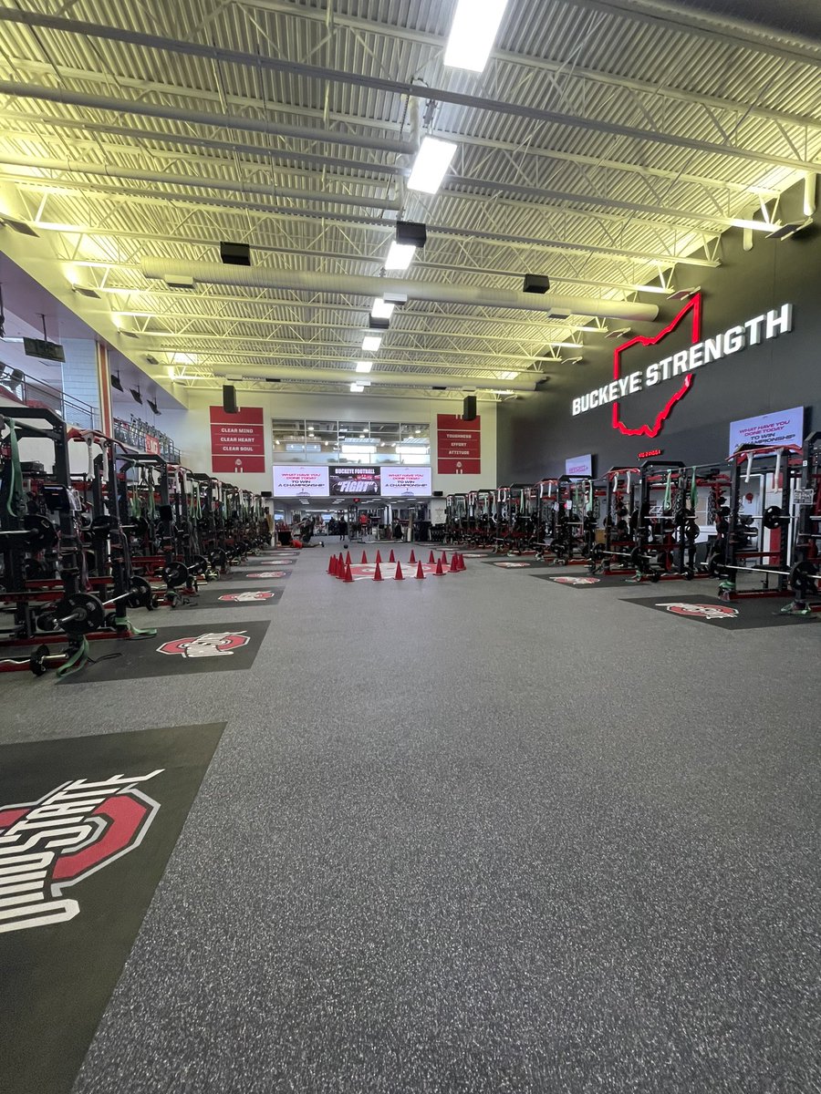 Had a great football camp today at The Ohio State University. Huge thanks to <a href="/theGunnerDaniel/">Gunner Daniel</a> for the tour of the facility’s.