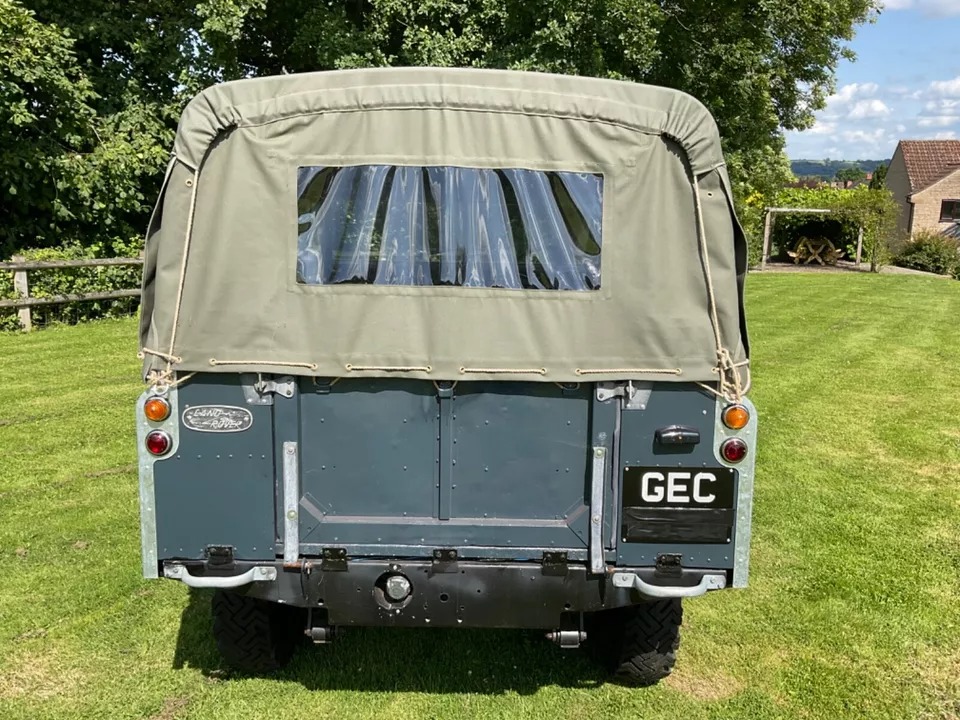 LandyStore's tweet image. Ad:  EX-RAF 1966 Land Rover Series 2a Diesel
On eBay here --&amp;gt;&amp;gt; ow.ly/OIUi50SbivT

 #LandRoverSeries2a #ClassicCarForSale #ExRAF #MilitaryVehicle #OffRoadLife #LandRoverLove #CarRestoration