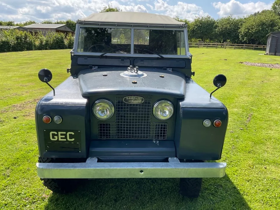 LandyStore's tweet image. Ad:  EX-RAF 1966 Land Rover Series 2a Diesel
On eBay here --&amp;gt;&amp;gt; ow.ly/OIUi50SbivT

 #LandRoverSeries2a #ClassicCarForSale #ExRAF #MilitaryVehicle #OffRoadLife #LandRoverLove #CarRestoration