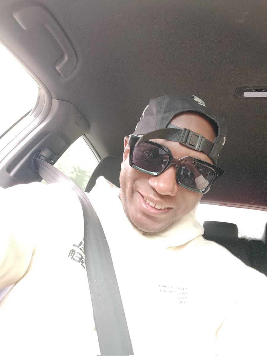 pixxelgem's tweet photo. Happy Thursday https://t.co/ELeHROpqkm