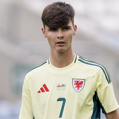 Leeds United (@lufc) on Twitter photo ๐ด๓ ง๓ ข๓ ท๓ ฌ๓ ณ๓ ฟ Congratulations to Charlie Crew, who earned his first senior <a href="/Cymru/">Wales ๐ด๓ ง๓ ข๓ ท๓ ฌ๓ ณ๓ ฟ</a> cap this evening, in their 0-0 draw with Gibraltar ๐ด๓ ง๓ ข๓ ท๓ ฌ๓ ณ๓ ฟ Congratulations to Charlie Crew, who earned his first senior <a href="/Cymru/">Wales ๐ด๓ ง๓ ข๓ ท๓ ฌ๓ ณ๓ ฟ</a> cap this evening, in their 0-0 draw with Gibraltar