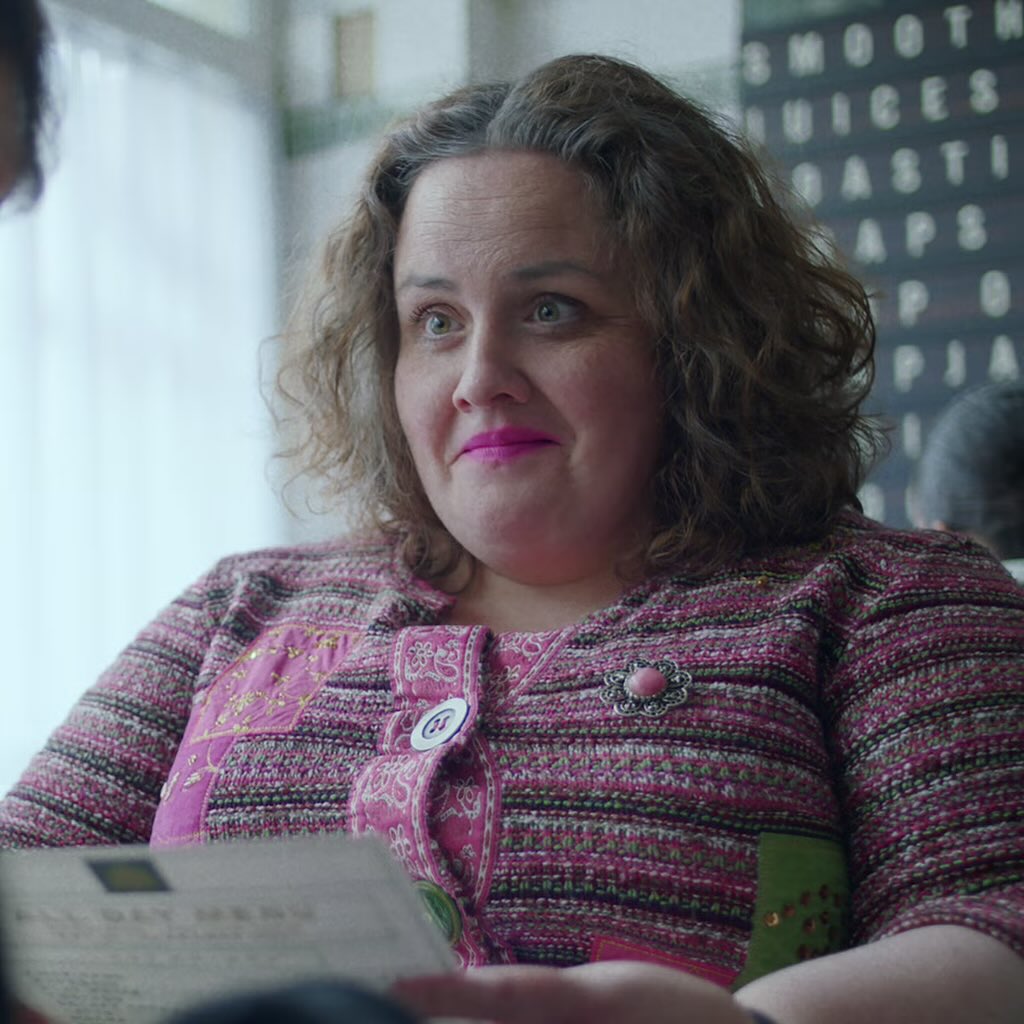 La Martha de la vida real de 'BABY REINDEER' ha presentado una demanda contra Netflix, solicitando al menos 170 M$ por daños y perjuicios.

(Fuente: variety.com/2024/tv/global...)