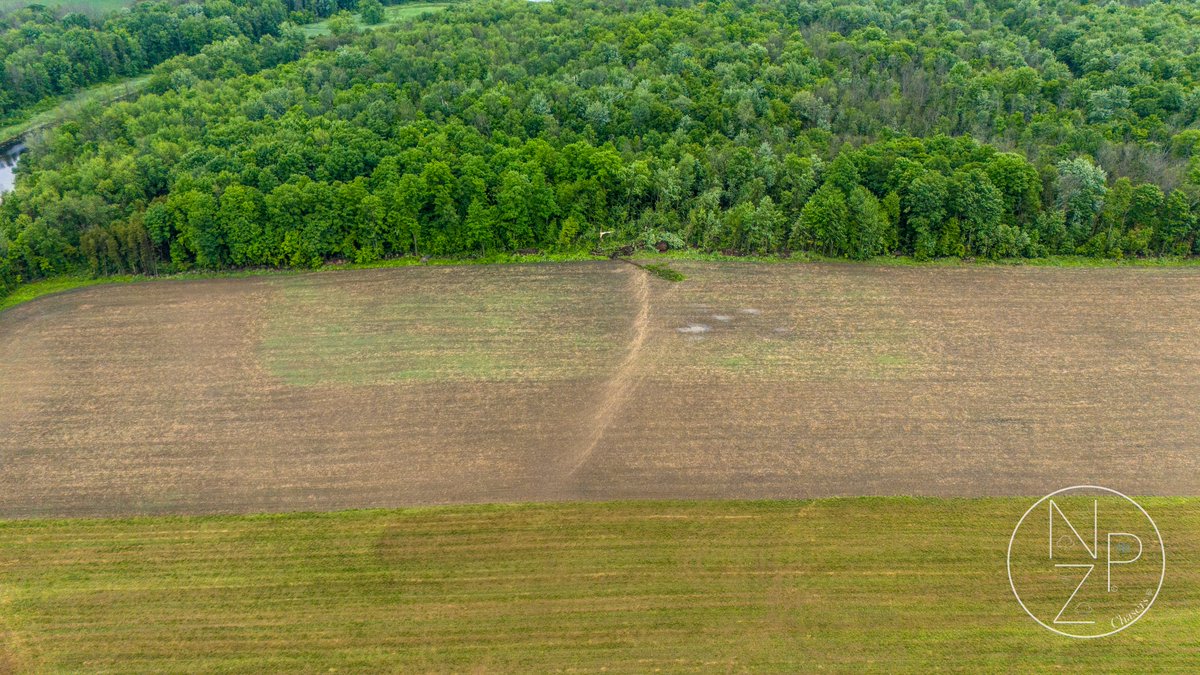 NZPChasers's tweet photo. Well that confirms it, big tornado scar #ONstorm @NTP_Reports @StormhunterTWN
starting: 44.8175, -75.5744
ending: 44.8189, -75.5650 https://t.co/Yj94Yh6B7C