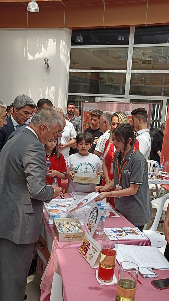 Malatya’da 100ümüz bilimle gülüyor Tubitak Bilim şenliğine Malatya Gazi ilkokulu olarak mental power ve lav lambası projeleri ile katılmaktayız 🥰 <a href="/MalatyaGaziio/">Malatya Gazi İlkokulu</a> <a href="/MalatyaMem/">MALATYA İL MİLLİ EĞİTİM MÜDÜRLÜĞÜ</a> <a href="/behcetbakir/">behcetbakir</a> <a href="/Tubitak/">TÜBİTAK</a> <a href="/tubitakbiltek/">Bilim ve Teknik</a> <a href="/malatyabilimse1/">MALATYA ASLANTEPE BİLİM ŞENLİĞİ</a> <a href="/OrhanTokmak/">ORHAN TOKMAK</a>