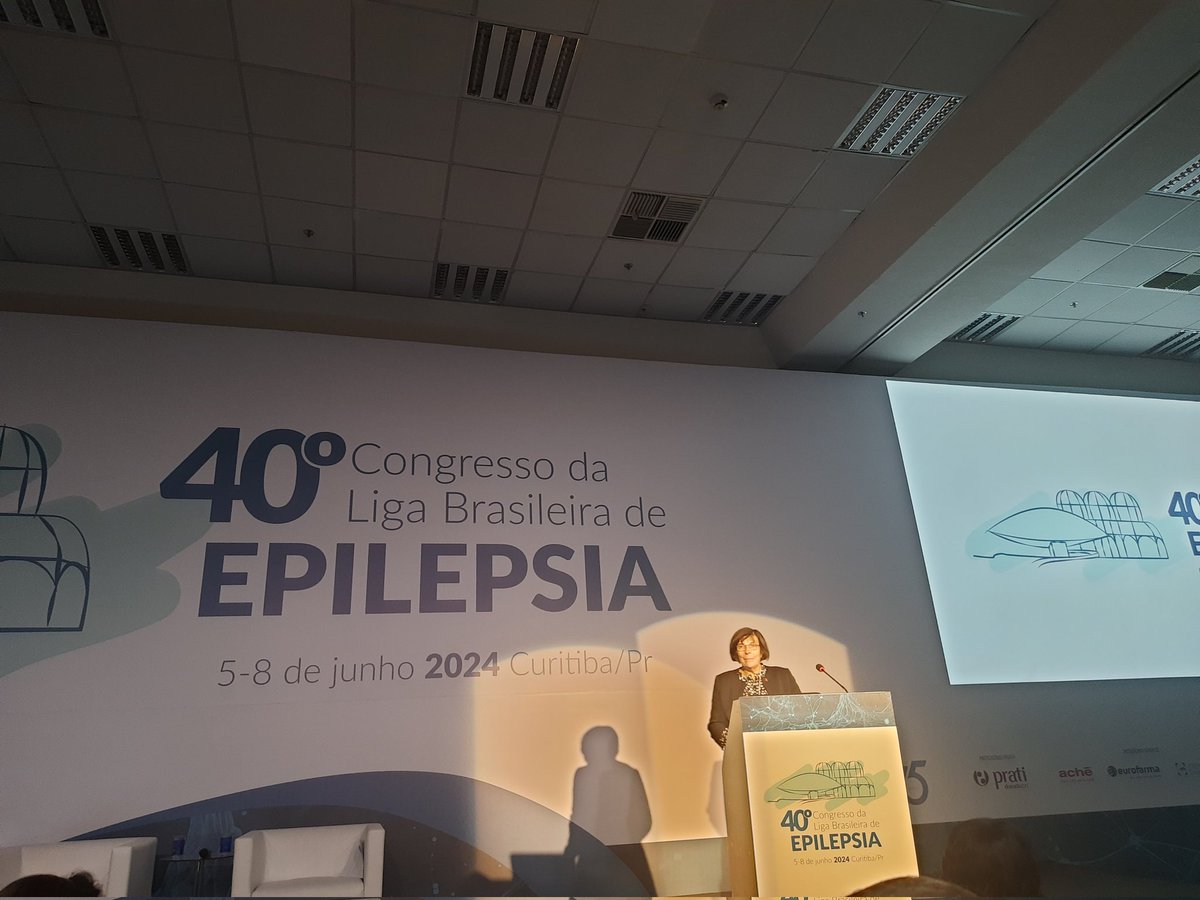LBEpilepsia's tweet photo. Conferência magna da Profa Helen Cross, presidente da ILAE, no 40° Congresso da Liga Brasileira de Epilepsia em Curitiba-PR.
@IlaeWeb 
@ilae_pt 
@IlaeEs 
#40ocongressodaLBE https://t.co/4ew0nKgcgi
