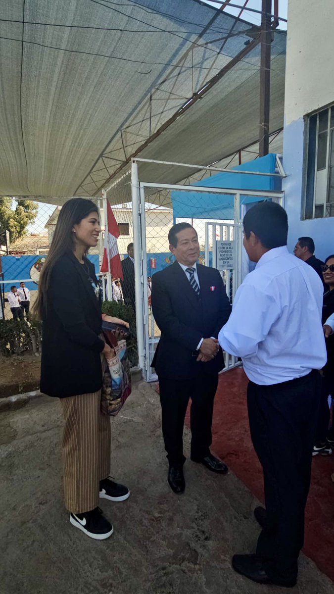 dianagonzalesd_'s tweet photo. 📢 Hoy visité el centro juvenil de #diagnóstico y #rehabilitación Alfonso Ugarte de #Arequipa junto al Ministro de Justicia y Derechos Humanos, Eduardo Arana, y el presidente del consejo regional, Fernando Cornejo, para participar de la inauguración del taller de #sublimado …🧵 https://t.co/0vW5bJP952