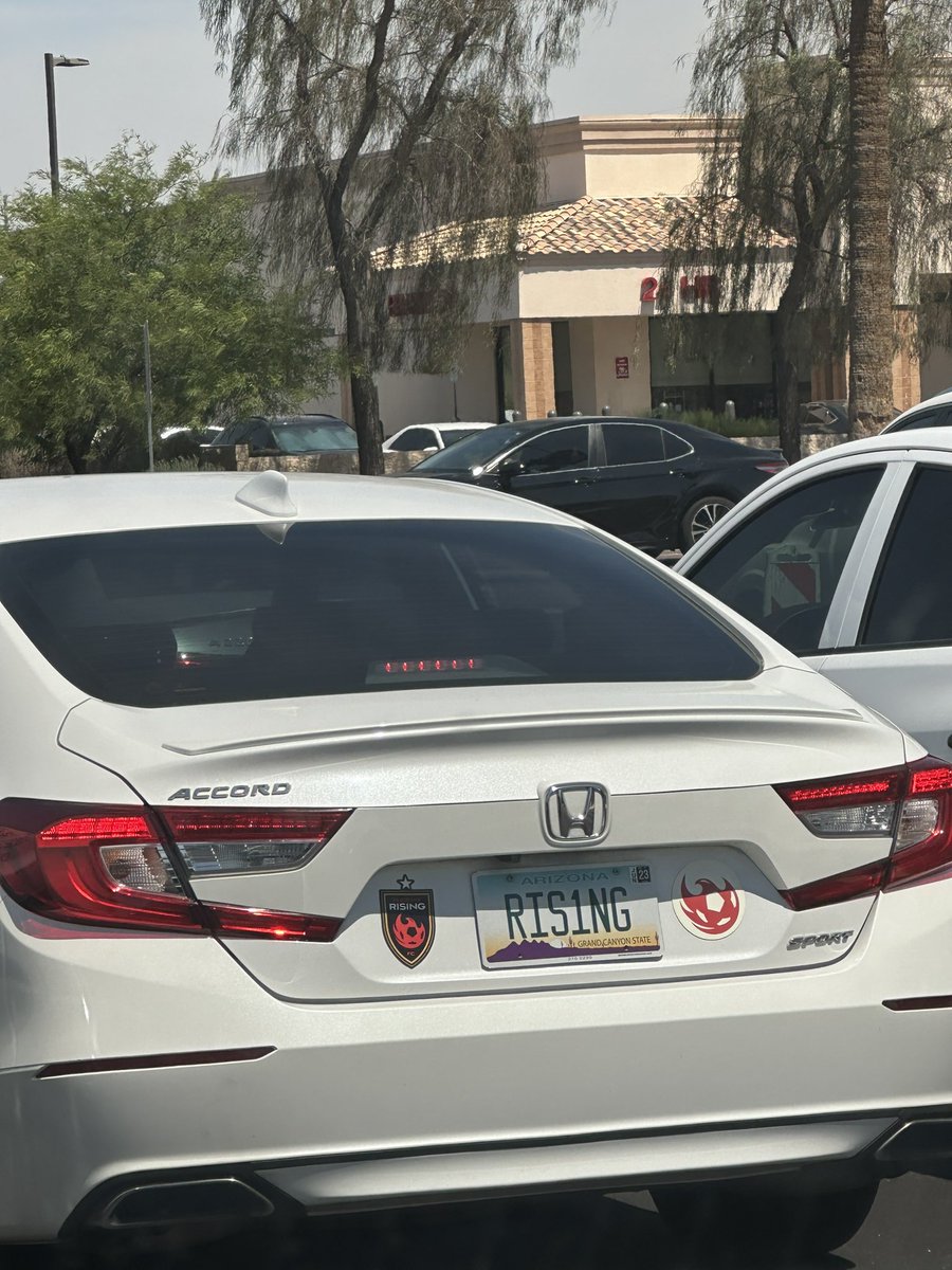 ashleyjpiper's tweet photo. Hello Fellow Rising Friend! Love seeing the support out here in the West Valley! 
♥️⚽️🖤
@PHXRisingFC https://t.co/lPKverdbQm