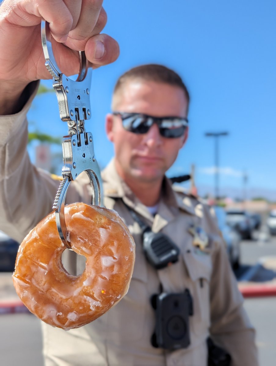 CopsTV's tweet photo. Here's your reminder that tomorrow is #NationalDonutDay and donuts taste better when you're not in handcuffs. 🚓🍩

#copstv #cops #police #lasvegas https://t.co/0m2tIrZcyS