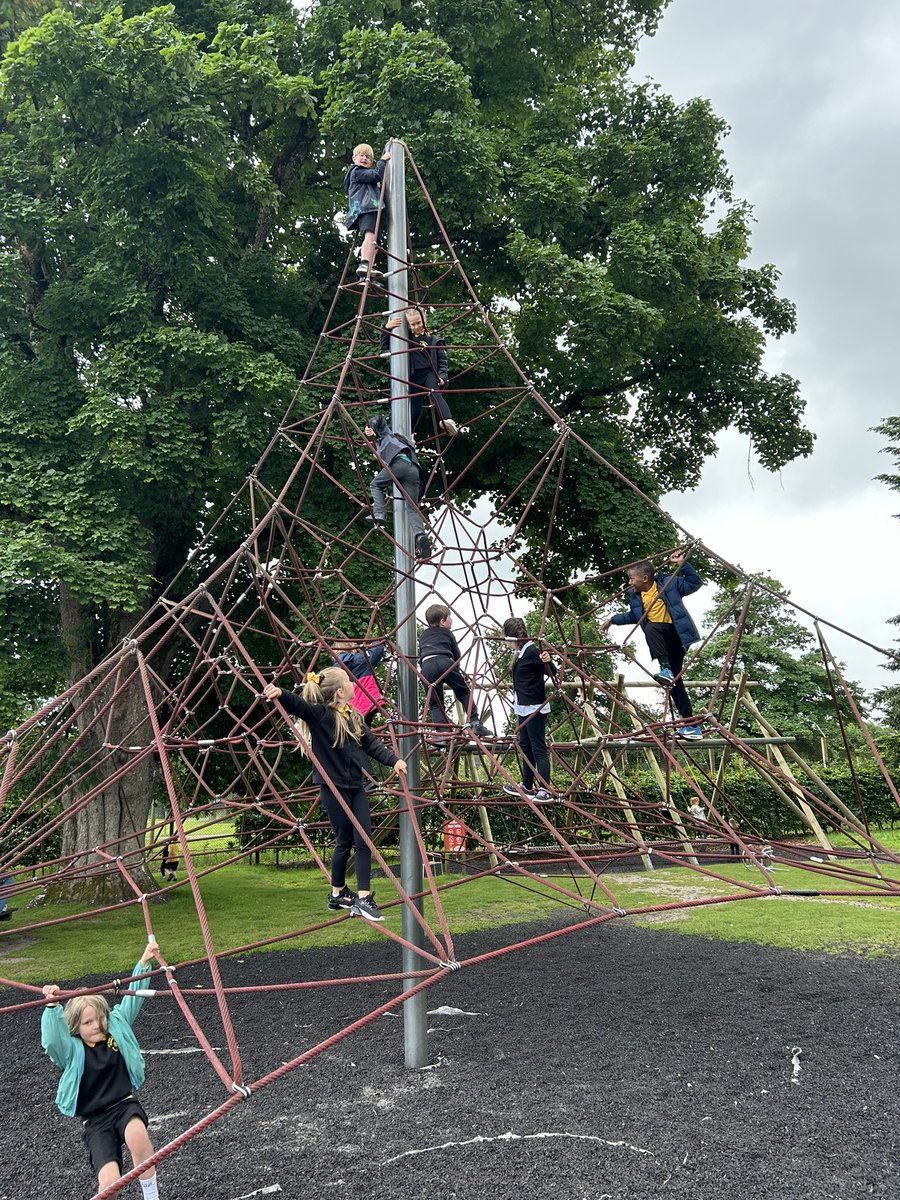 Lots of fun at Blair Drummond today!
<a href="/MpsMaddp2/">MPS_Primary2</a> <a href="/MPS_P2_1B/">MPS P2/1B</a> 

#RRSA #article31