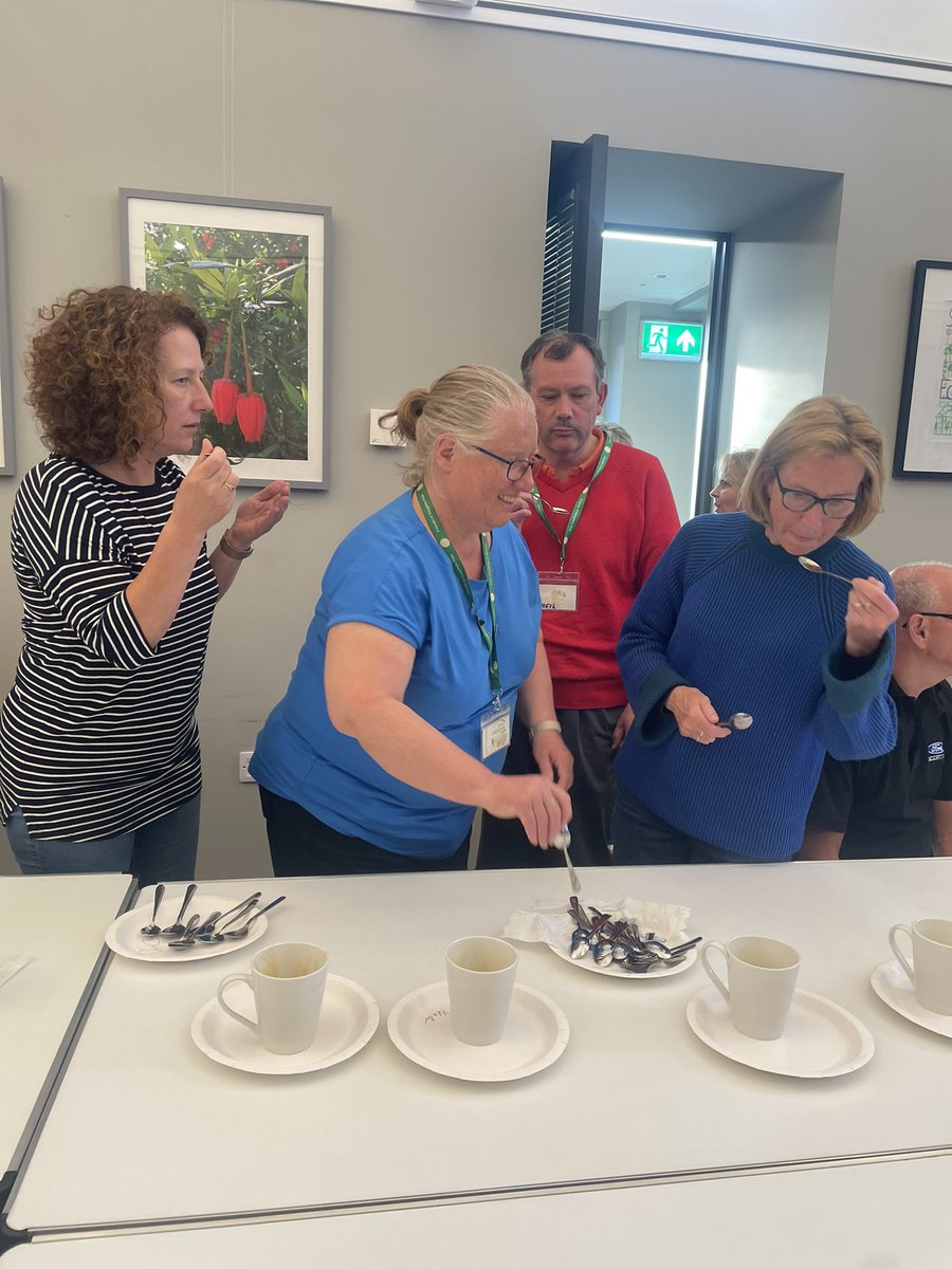 SaughtonFriends's tweet photo. Thank you so much to Gino for an amazing bee 🐝 talk at tonight’s FoSP gathering. https://t.co/zDqcwPb5zt