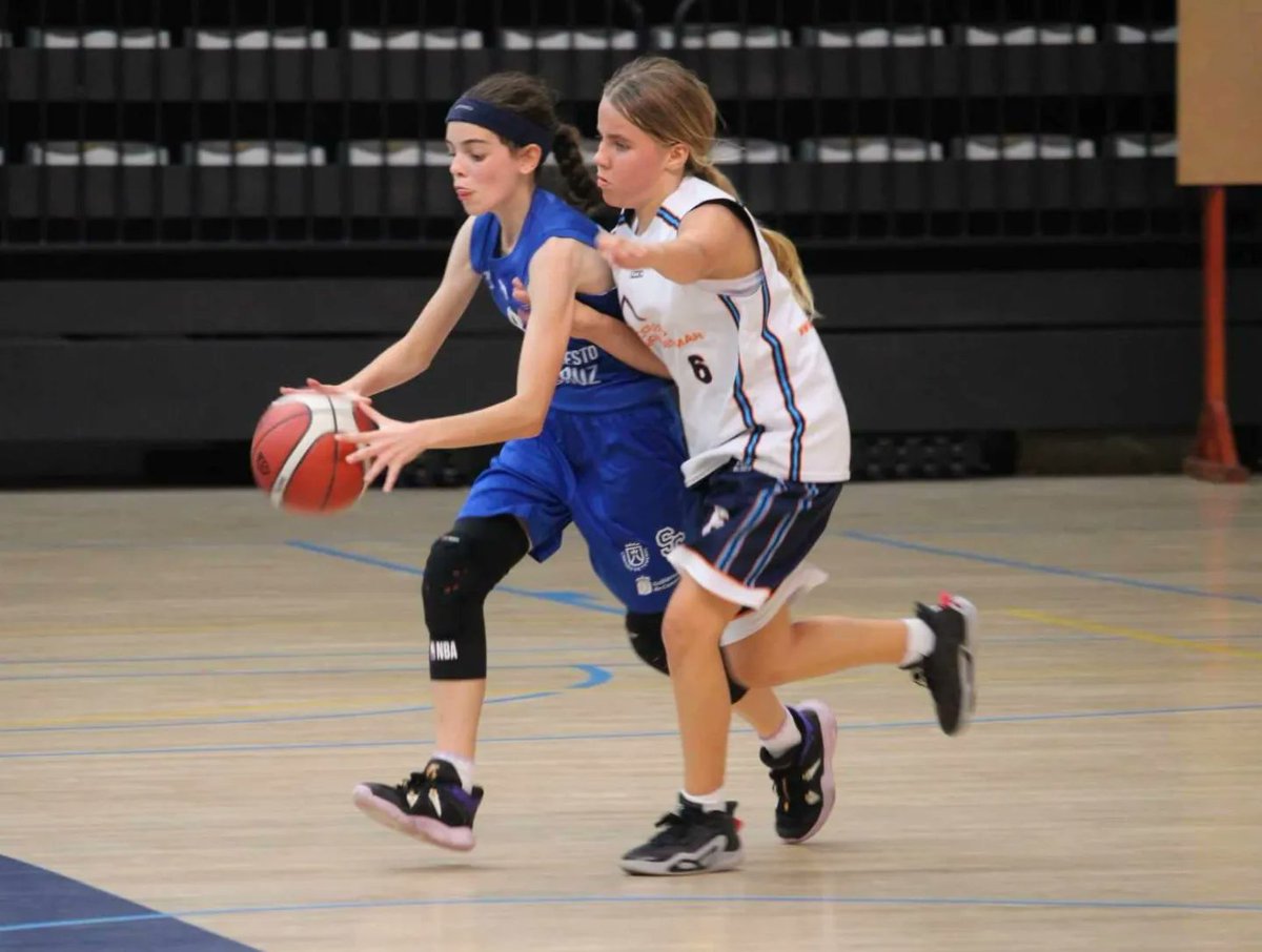 FCBaloncesto's tweet photo. ๐ #PreMinibasketFem
๐ฎ๐จ #CC2024
๐ Primera Jornada
#BaloncestoEnPositivo #Canarias100x100 #Canarias #Baloncesto #Basketball #Basket #Deporte #Sport #Photography #SportPhotography https://t.co/dGJAj2FuDM