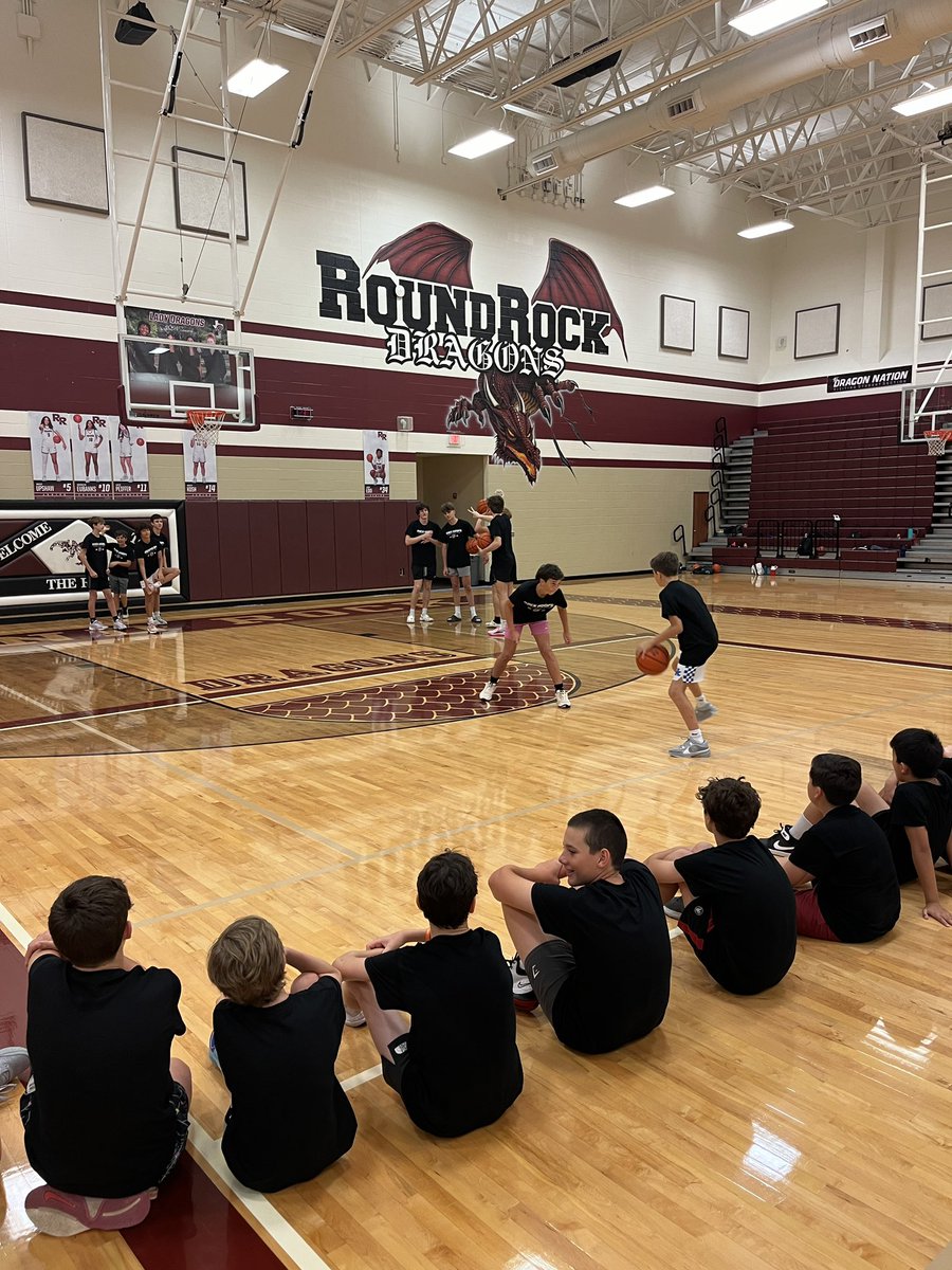 Round Rock Mens Basketball tweet media