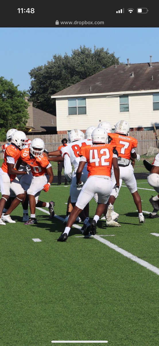 itzDavidBTW's tweet photo. Here's a couple clips from this years spring practice!💪🏾
@CoachBHardee @Coach_Jthornton @BUSHHS_FOOTBALL https://t.co/daTSWA6bP0