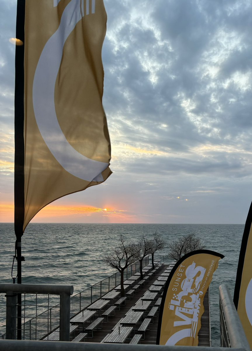 Lovely evening spent with Cardiff Uni’s finest! Look forward to tomorrow’s workshop on tech and ageing with <a href="/PsychAtAber/">Psychology at Aber</a> <a href="/AberCompSci/">Aber Uni Comp. Sci.</a>