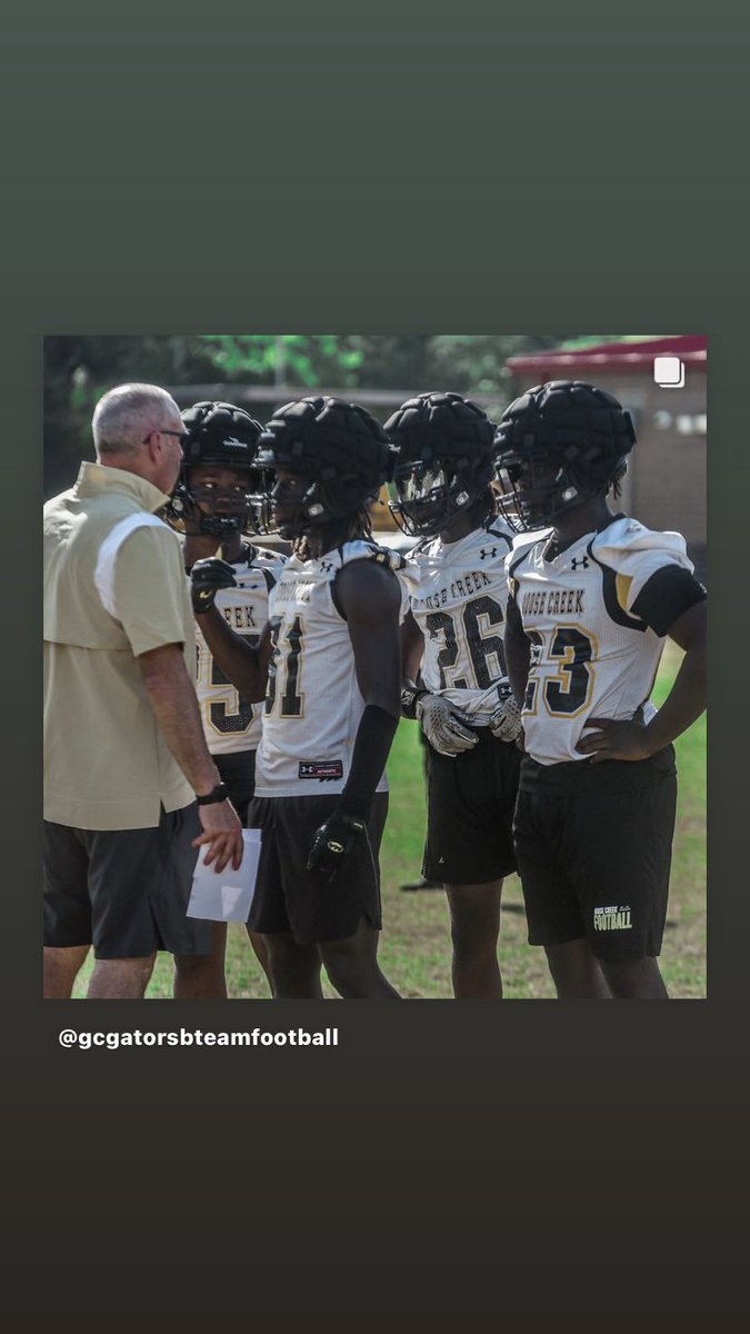 HDtheechosen1's tweet photo. First week of summer varsity football as an upcoming 9th grader, went great! @GCGatorFootball @T3Booker @CoachSterlLuc @CoachSElliott @CoachZBrunson @KoachDrayton @CoachSBeamer @prepsrecruit @Coach_B_Harrell @AlPopsFootball https://t.co/7FjSVdTIer