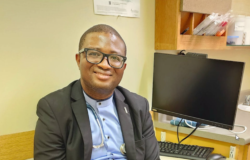 practicereadybc's tweet photo. Dr. Stephen Ayosanmi moved from Nigeria to Clearwater. With 13+ years as a family physician, a master’s from Illinois, and a PhD from the University of Saskatchewan, he completed PRA-BC in Spring 2023. His family loves Clearwater. More: https://t.co/3OodLabPcL https://t.co/soLEnYGgZJ