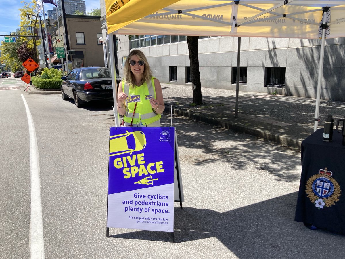 RoadSafetyKaron's tweet photo. @icbc @NewWestPD #GiveSpace safe passing event. #DYK the law is 50 km or over leave 1.5 metres, less than 50 km, leave 1 m of space.
It’s not just safer, it’s the law. https://t.co/c5cutQrrl9 https://t.co/Apun7thmIS