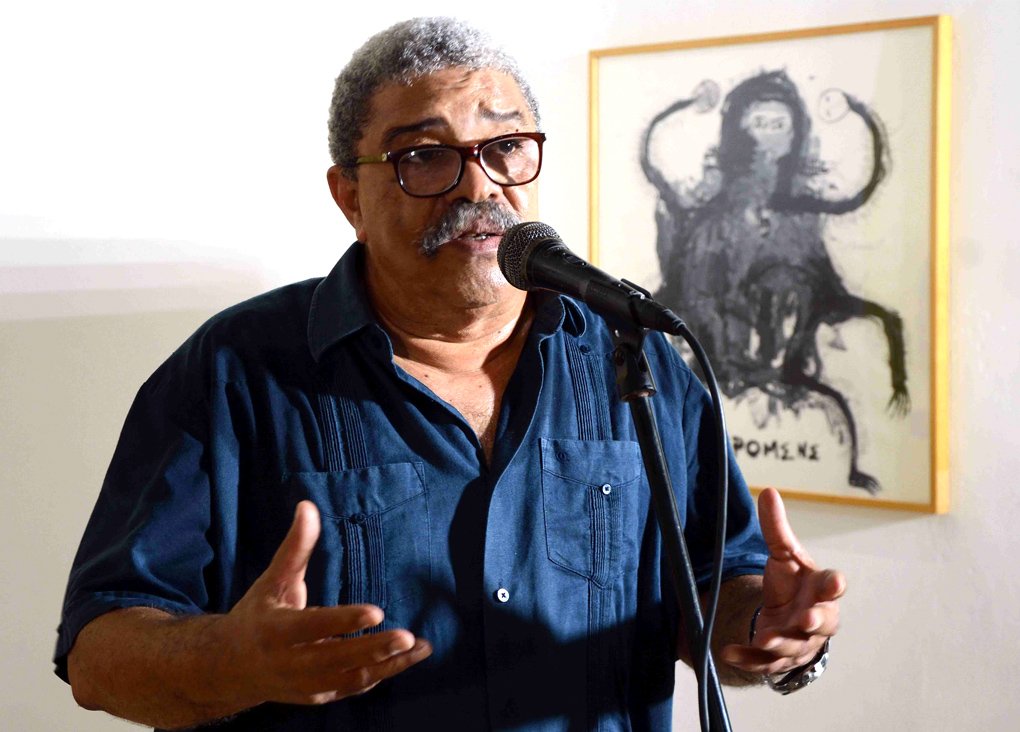 Lamentamos profundamente el fallecimiento del reconocido periodista cubano y crítico de arte Pedro de la Hoz.
 Nuestras condolencias a sus familiares y amigos.
#BMCGuineaBissau