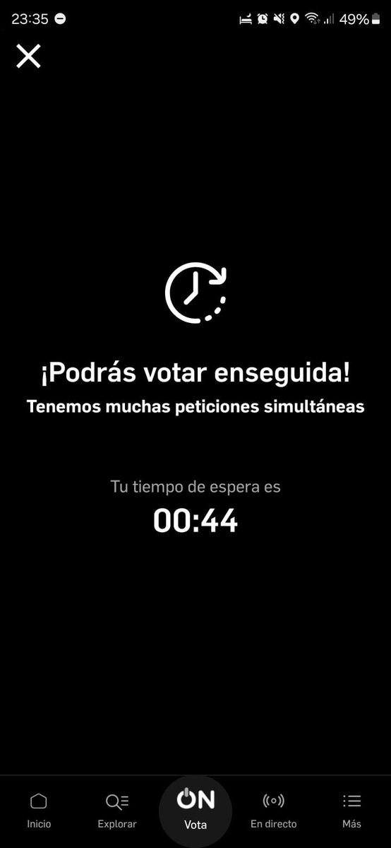 Maduxa22's tweet photo. No puedo votar……. Sospechoso @Supervivientes #SVGala14 https://t.co/Bg6pyfwVsf