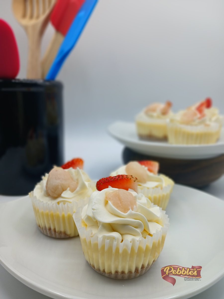 PebblesPastries's tweet photo. Lychee cheesecake cupcakes, $7,500 per dozen.

Call or Whatsapp message 876 896 7001 for details https://t.co/PQm5lInRDn