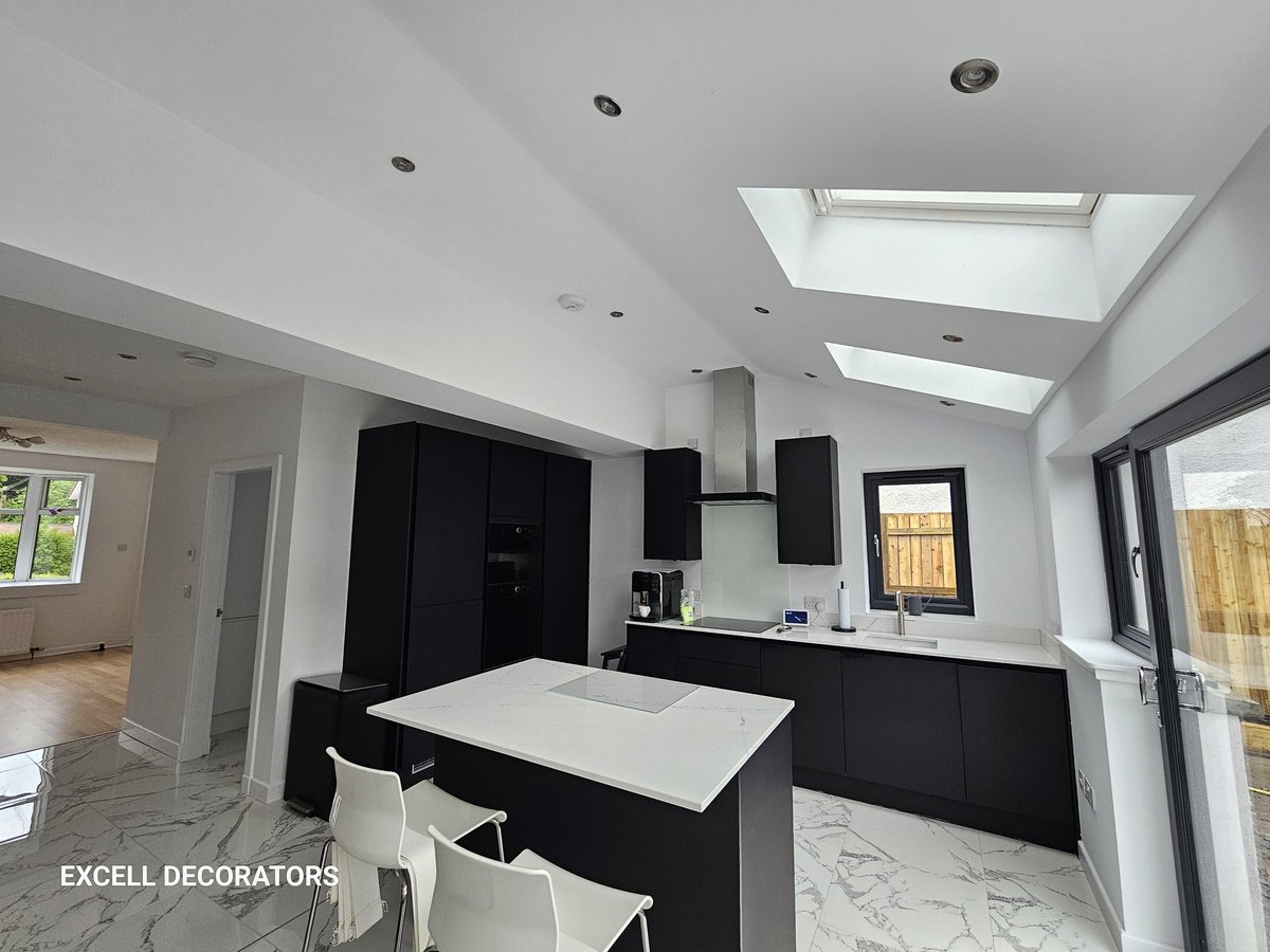 excelldecorator's tweet photo. Stunning kitchen recently completed 😍 https://t.co/jcWJiid8LO