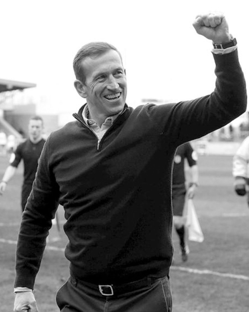 Always in our hearts ❤️

On the fifth anniversary of his passing, we remember the late, great Justin Edinburgh 🙏

#LOFC #OneOrient